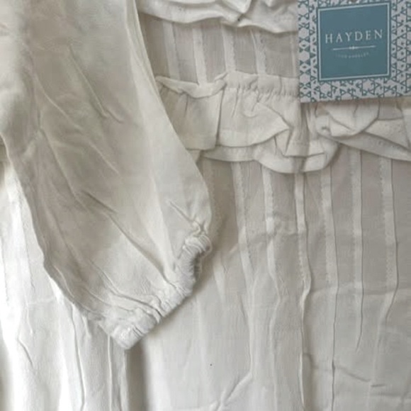 Hayden Cute Summer Ruffle Top - Picture 5 of 8